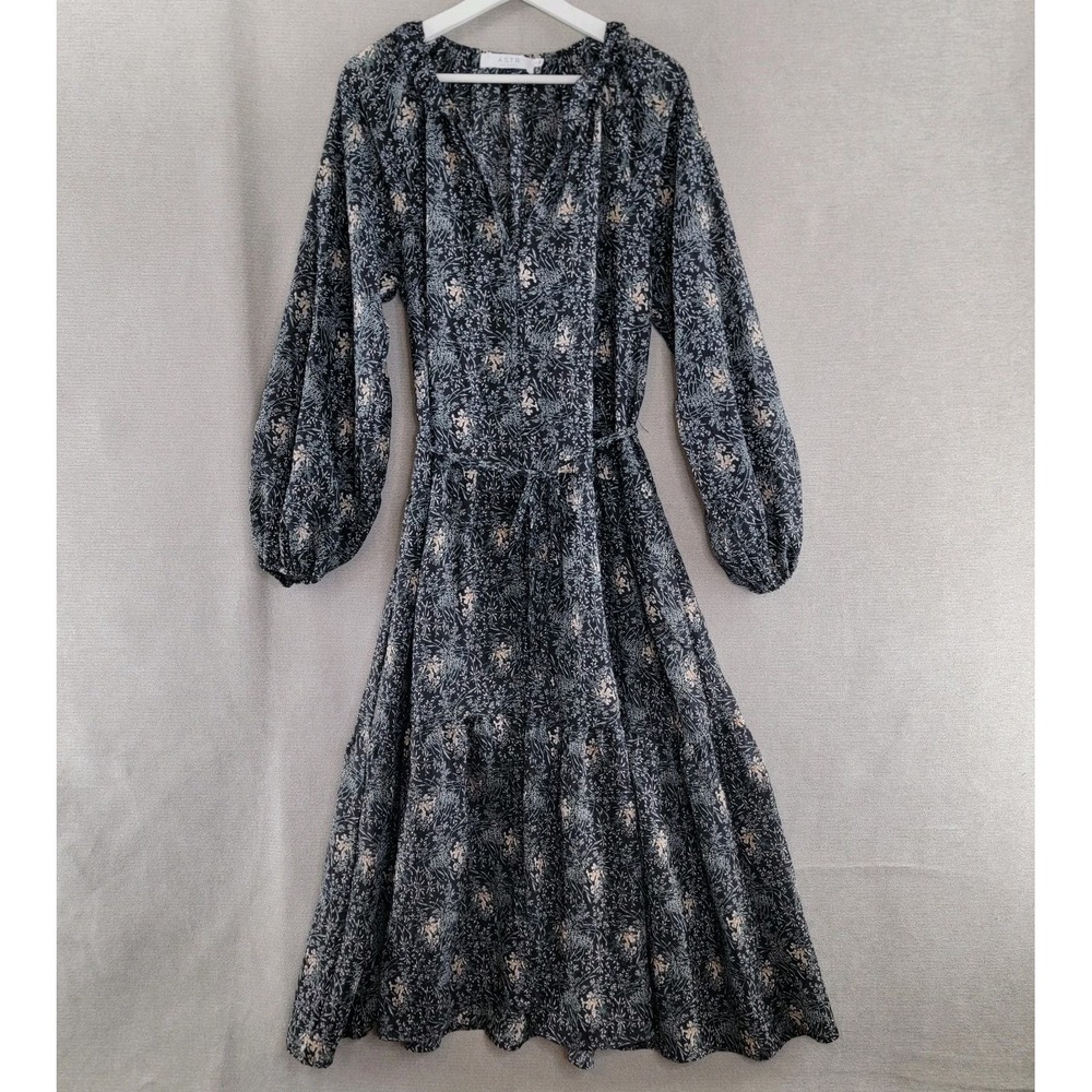 Astr The Label Womens Dress Button Front Belted Midi Size Medium Floral Prairie